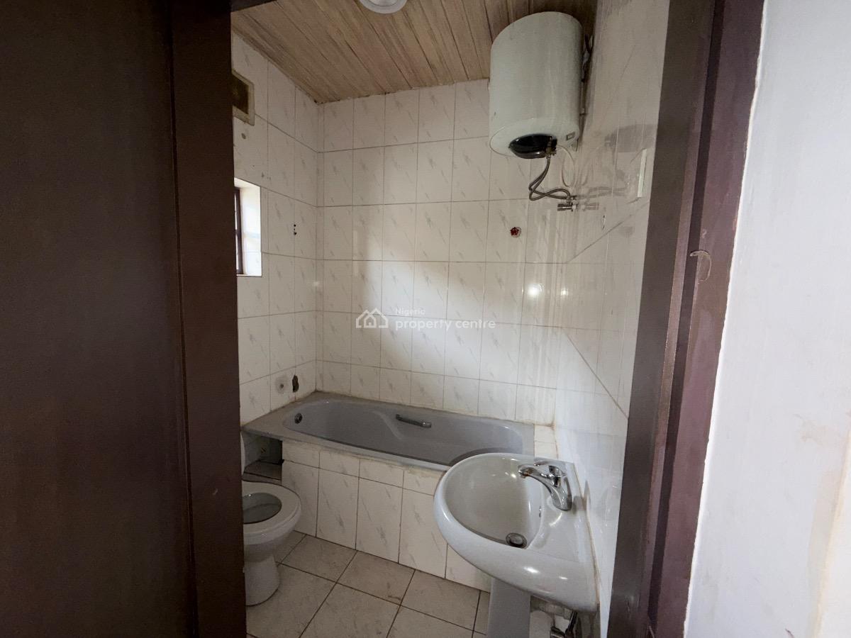 Spacious Detached 5 Bedroom Duplex with Bq, Wuse 2, Abuja, Detached Duplex for Rent