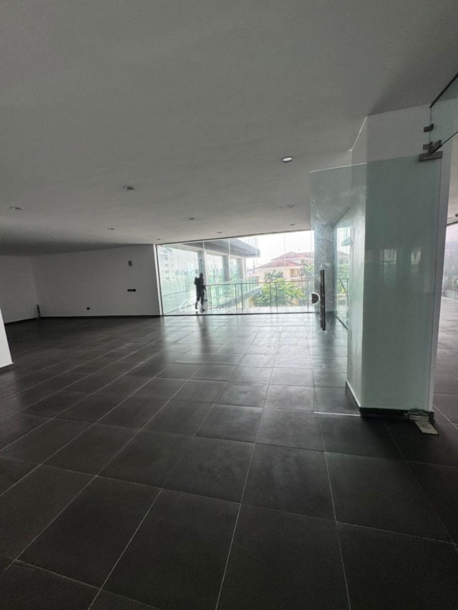 Commercial Space in Lekki Phase1, Lekki Phase 1, Lekki, Lagos, Commercial Property for Rent