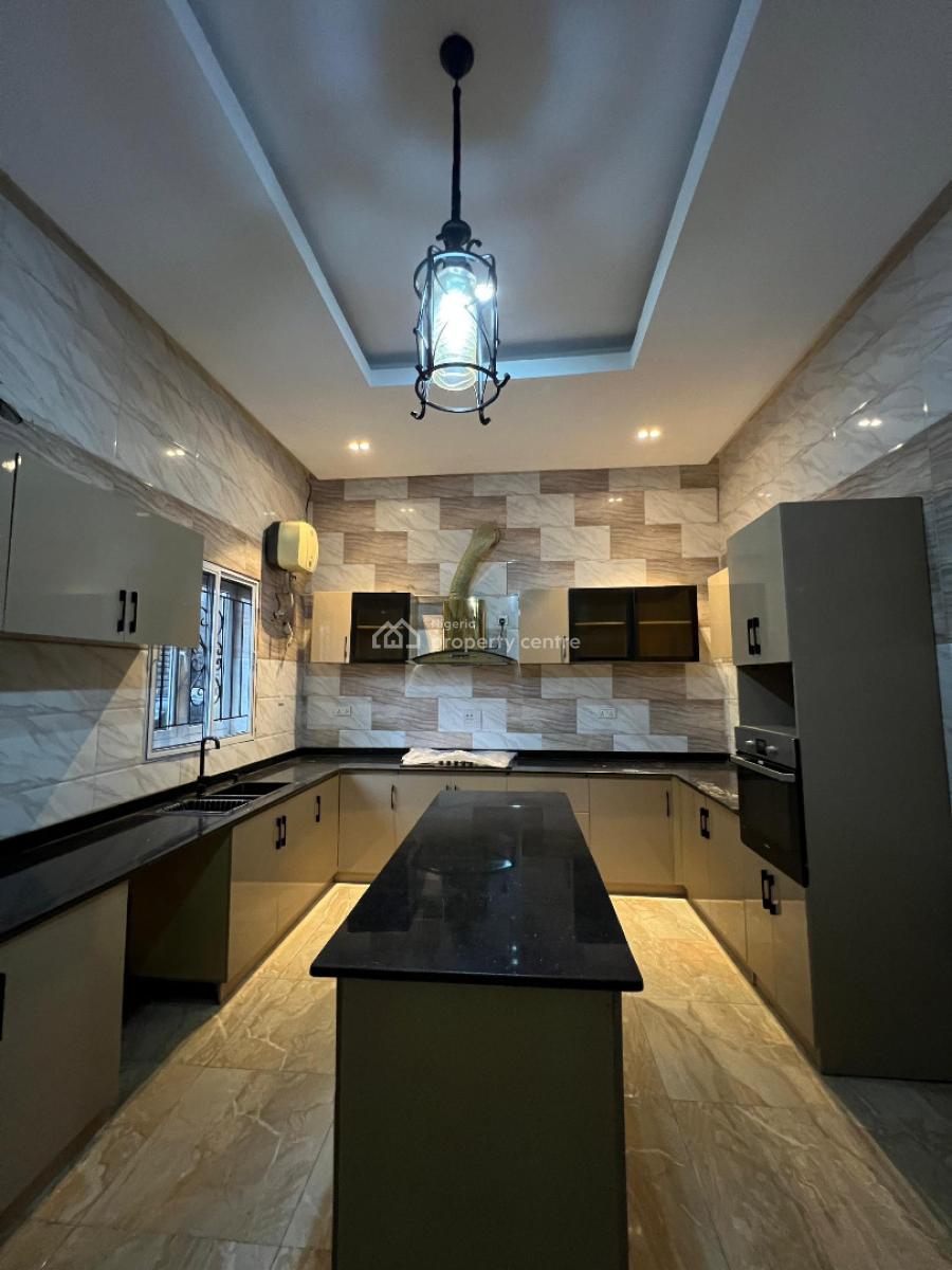 4 Bedroom Detached House in a Secured Estate, Parkview Estate, Ikoyi, Lagos, Detached Duplex for Rent