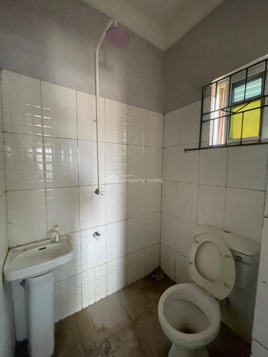 Luxury 2 Bedroom Flat, Estate Road, Alapere, Ketu, Lagos, Flat / Apartment for Rent