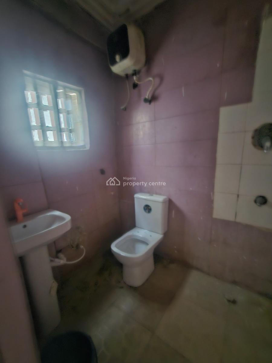2-bedroom Apartment, Off Freedom Way, Lekki Phase 1, Lekki, Lagos, Flat / Apartment for Rent