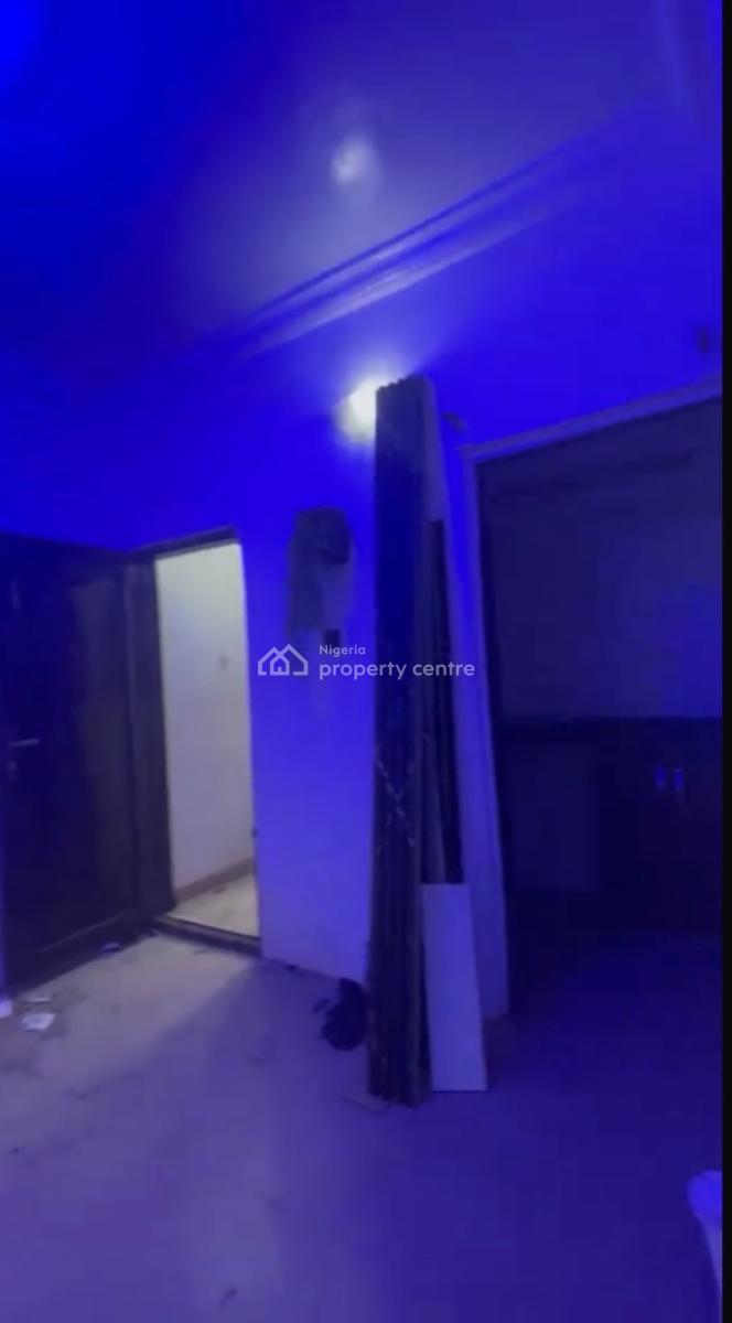 Well Renovated Miniflat with Pop in Strategic Location, Ori-oke, Ogudu, Lagos, Mini Flat (room and Parlour) for Rent