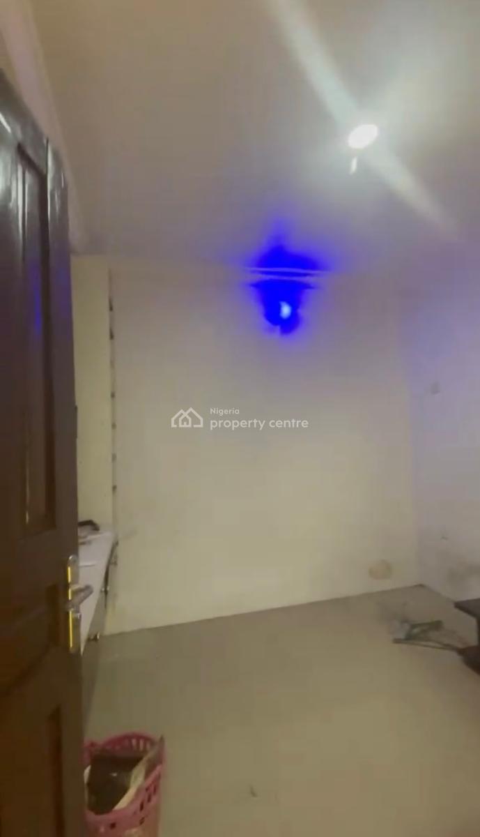 Well Renovated Miniflat with Pop in Strategic Location, Ori-oke, Ogudu, Lagos, Mini Flat (room and Parlour) for Rent