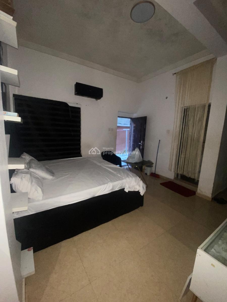 Luxury Self Contained Unfurnished  with Two Toilets,, Ilasan Ikate , Standard Spacious Self Contained, Video Available, Ilasan, Lekki, Lagos, Self Contain (single Rooms) for Rent