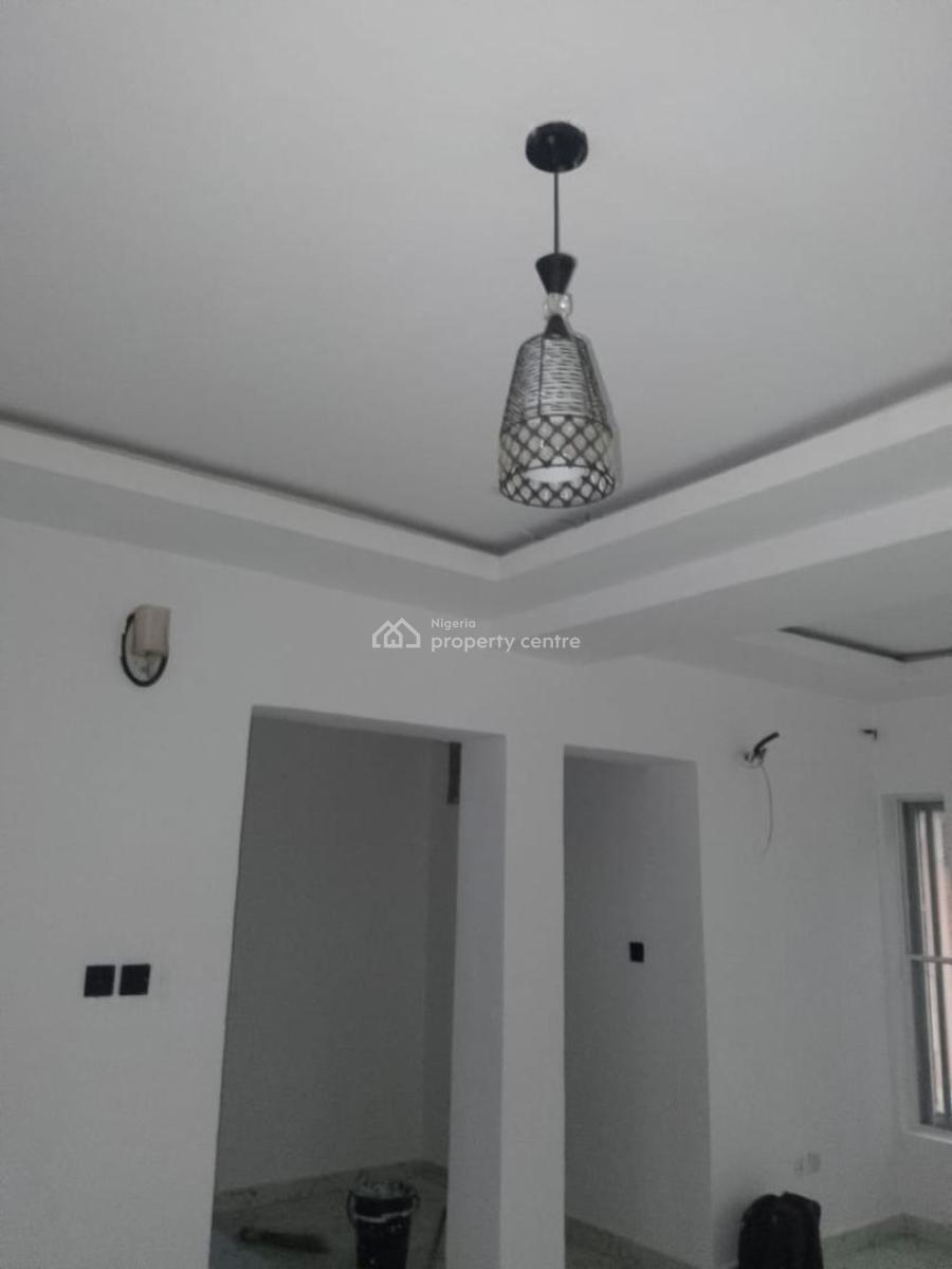 Well Renovated 4 Bedroom Semi Detached Duplex+ Pen House, Diamond Estate..., Sangotedo, Ajah, Lagos, Semi-detached Duplex for Rent