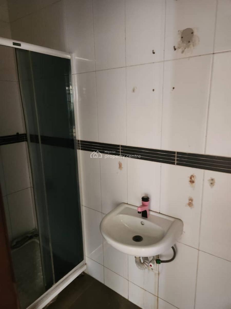 5 Bedroom Semi Detached House with a Bq (formally Used As an Office), Lekki Phase 1, Lekki, Lagos, Flat / Apartment for Rent