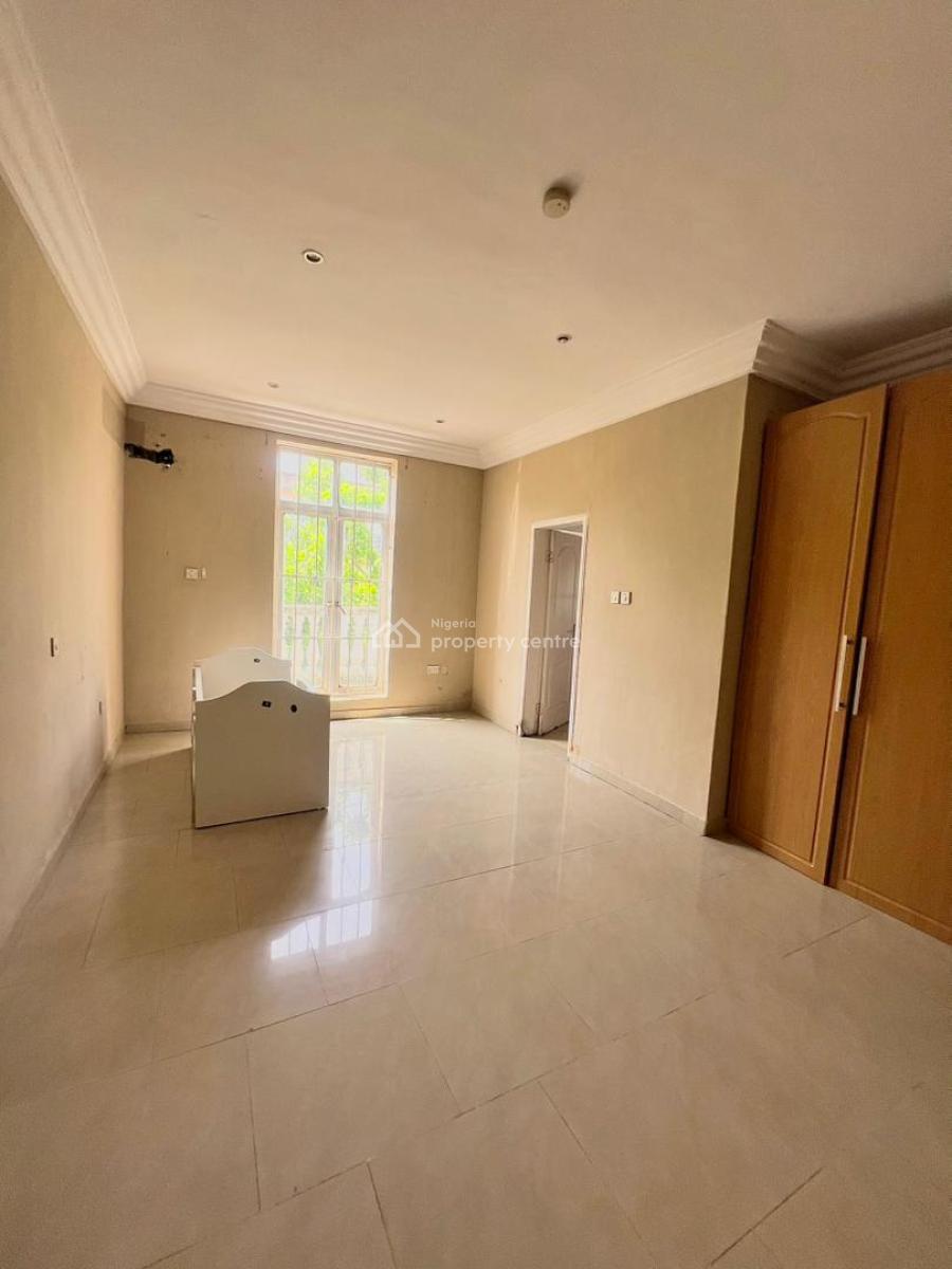3-bedroom Apartment with Bq & Swimming Pool, Lekki Phase 1, Lekki, Lagos, Flat / Apartment for Rent