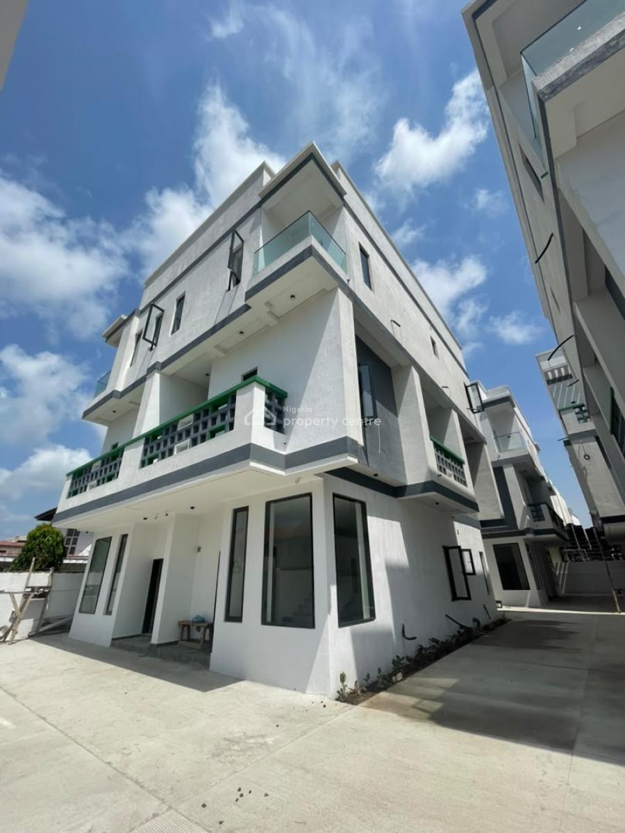 a Luxurious 4 Bedroom Duplex and Bq with Top Notch Facilities, Chevron, Lekki, Lagos, Semi-detached Duplex for Rent