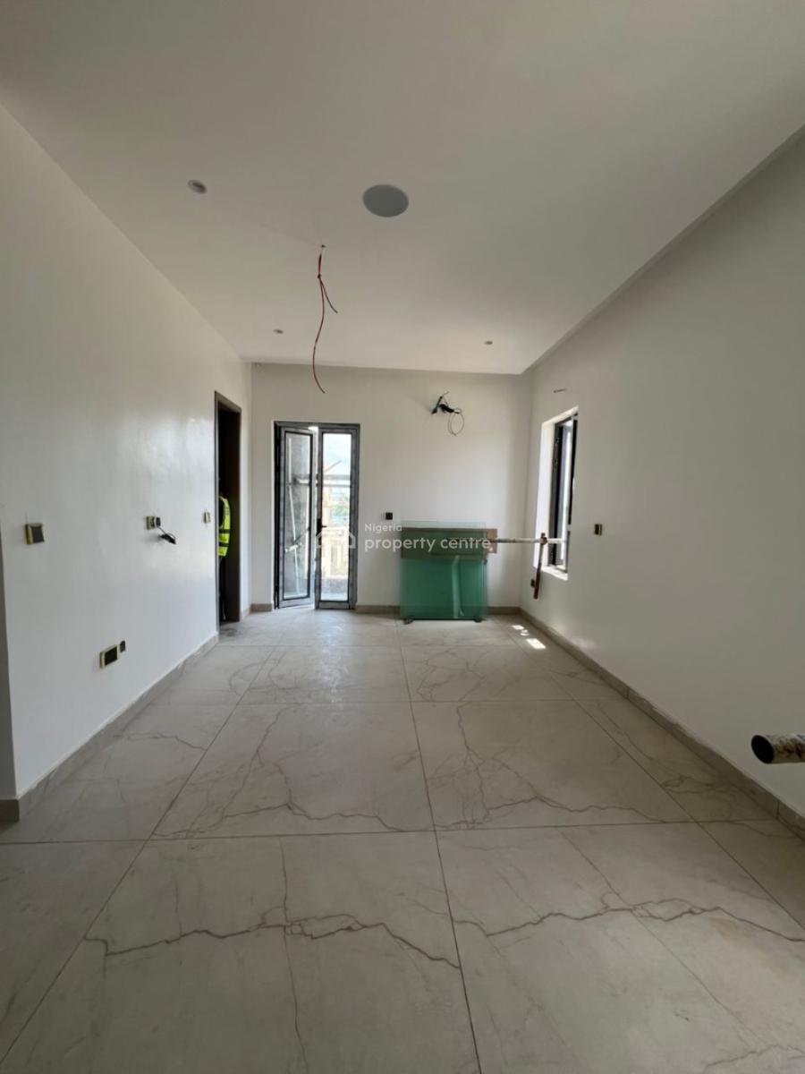 2 Bedroom Waterfront Apartments, Ikoyi, Lagos, Flat / Apartment for Sale