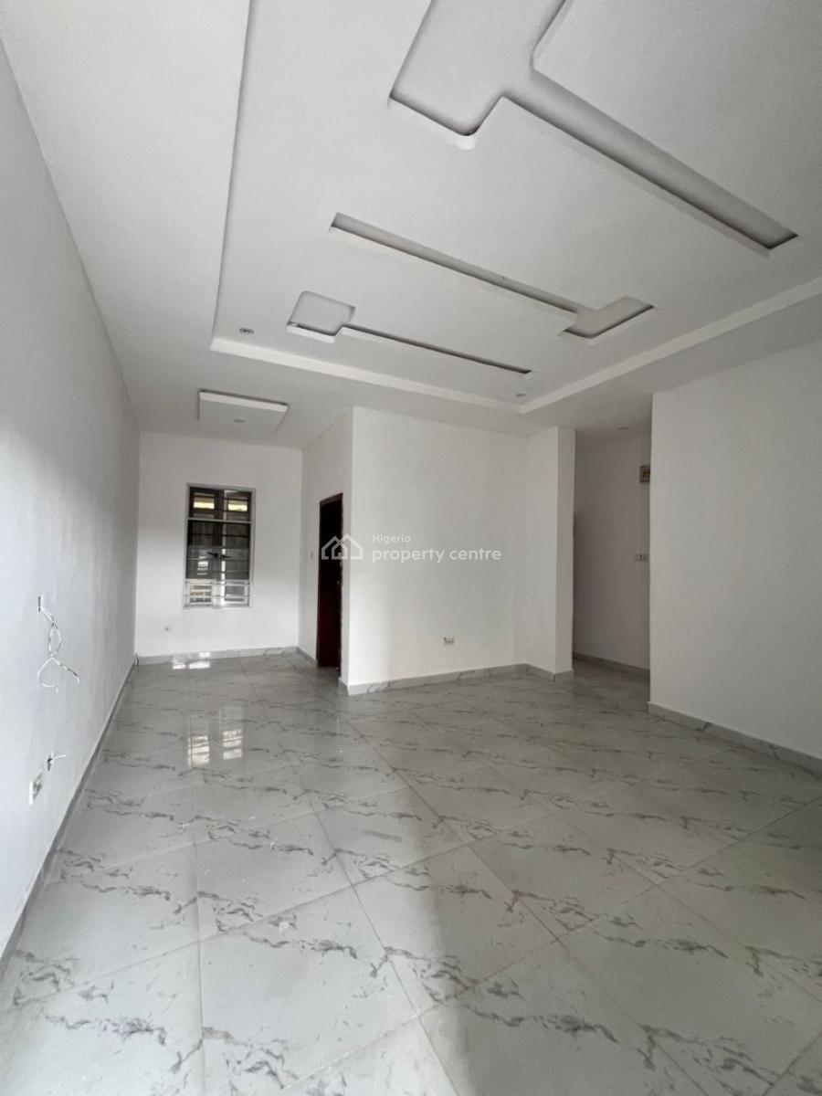 Well Maintained 2 Bedroom Flat, Ologunfe, Awoyaya, Ibeju Lekki, Lagos, Flat / Apartment for Rent