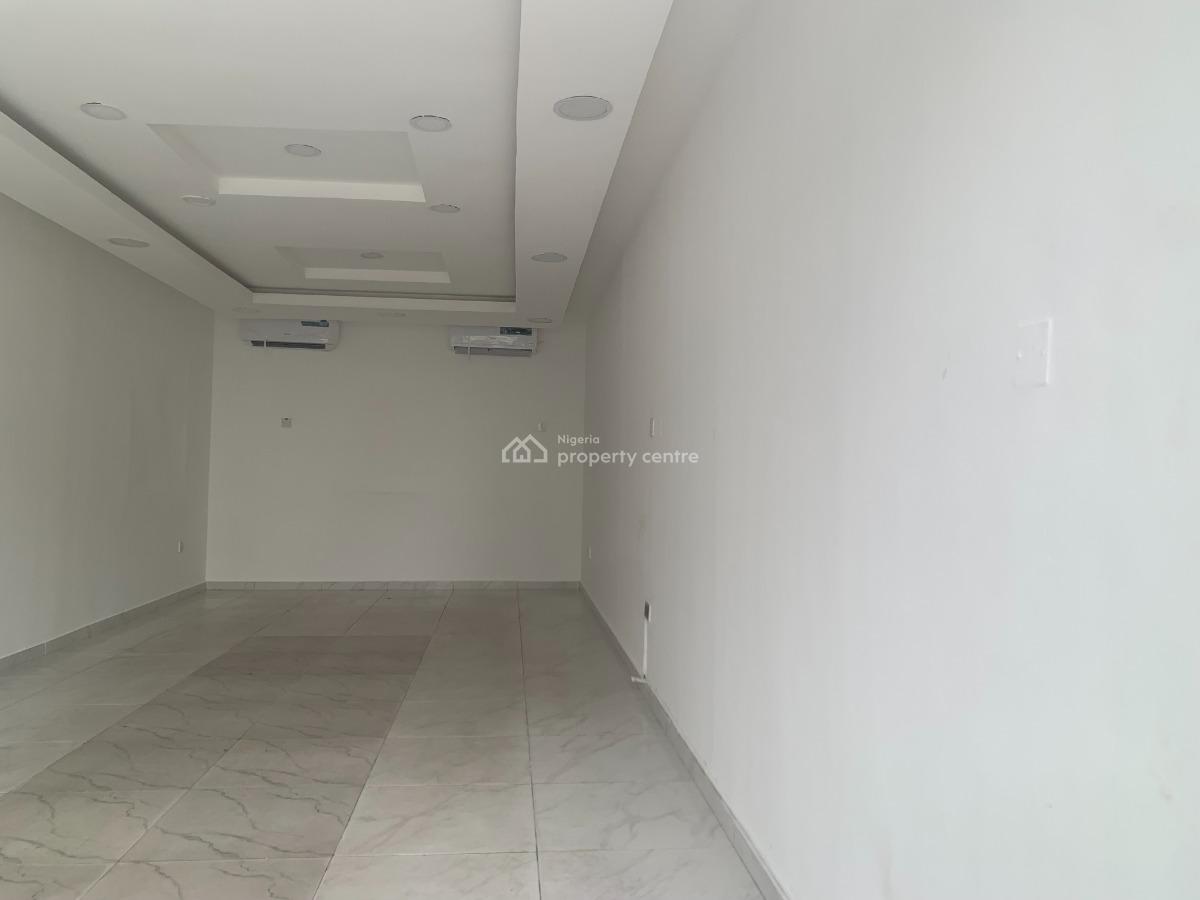 Luxury and Spacious Pop-up Space., Lekki Phase 1, Lekki, Lagos, Shop for Rent