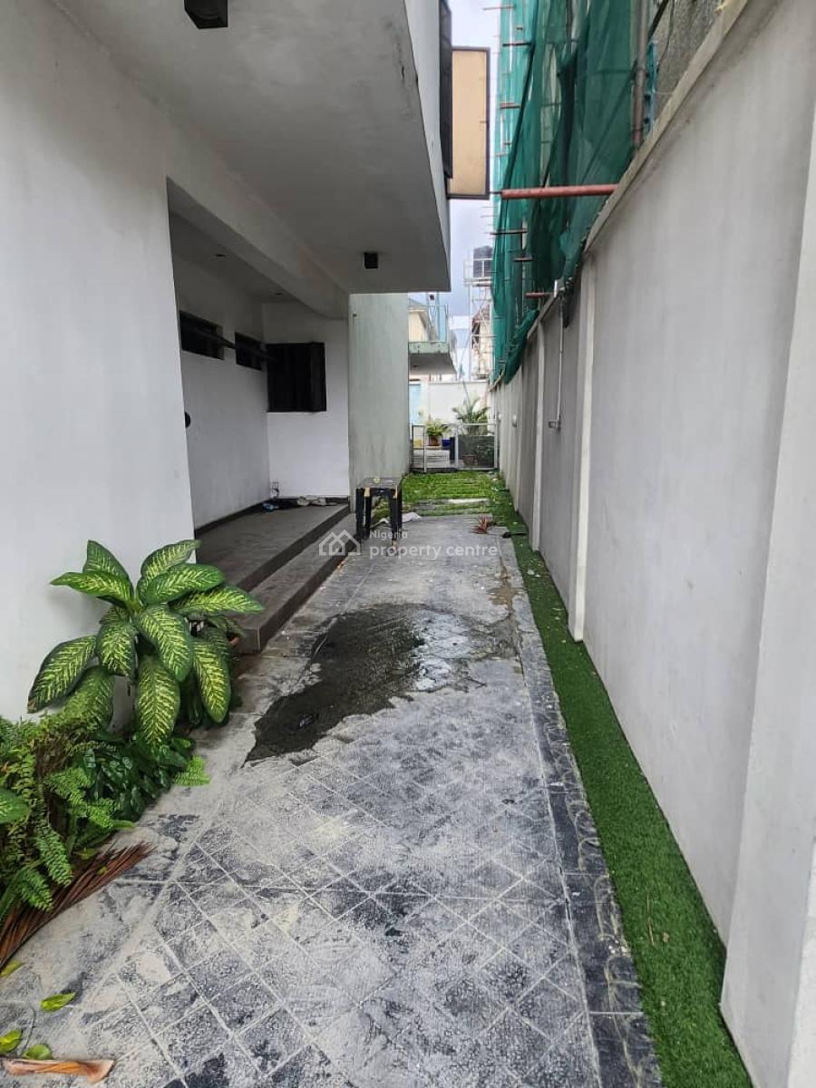 5 Bedroom Fully Detach Duplex with Bq, Lekki Phase 1, Lekki, Lagos, Flat / Apartment for Rent