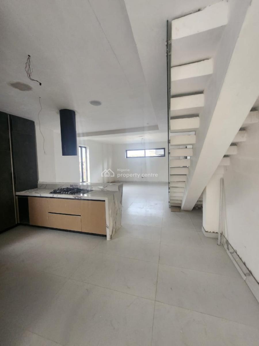 Beand New & Fully Serviced 2 Bedroom Maisonatte Apartment, Lekki Phase 1, Lekki, Lagos, Flat / Apartment for Sale