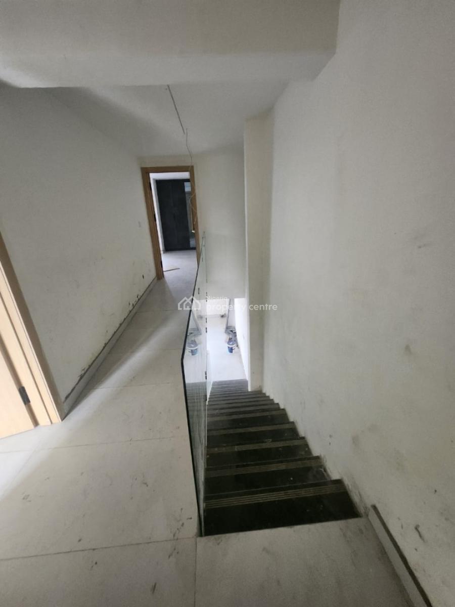 Beand New & Fully Serviced 2 Bedroom Maisonatte Apartment, Lekki Phase 1, Lekki, Lagos, Flat / Apartment for Sale