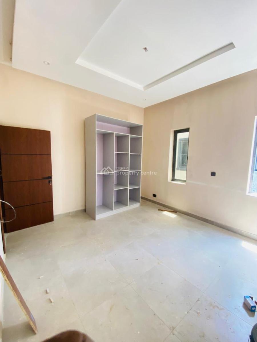 Luxury 3 Bedroom Aparment with Excellent Facilities, Pedro, Gbagada, Lagos, Block of Flats for Sale