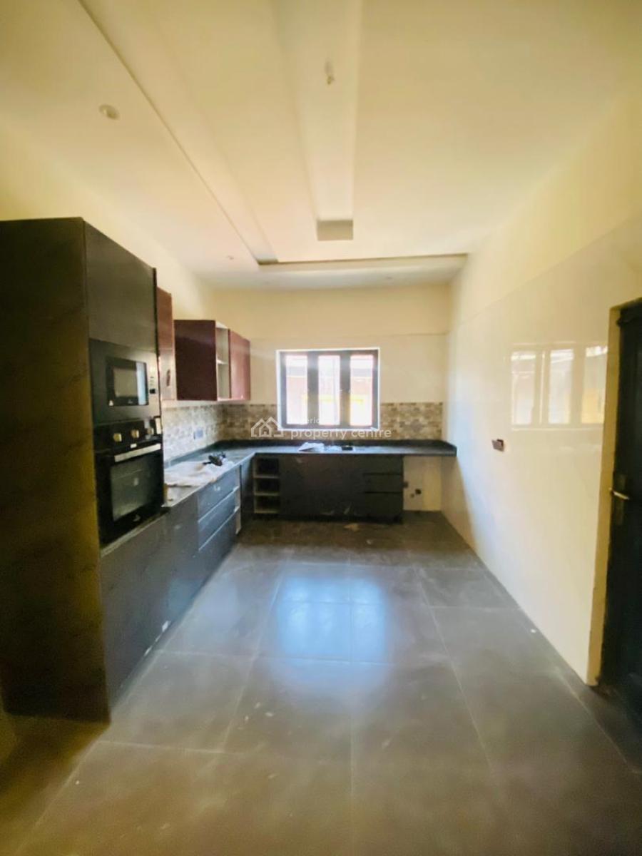 Luxury 3 Bedroom Aparment with Excellent Facilities, Pedro, Gbagada, Lagos, Block of Flats for Sale