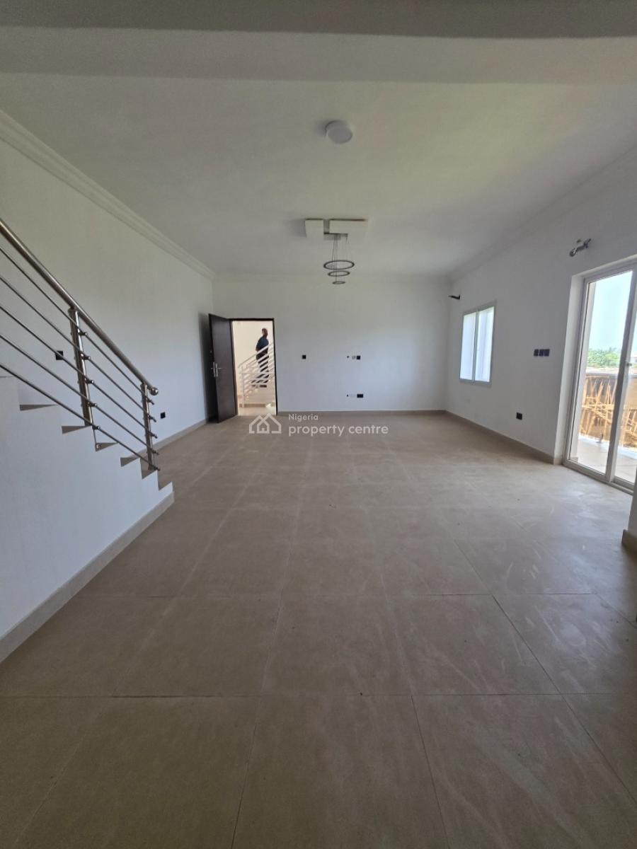 Luxury 3 Bedroom Apartment with Excellent Finishing, Off Mobil Road Ilaje, Lekki Phase 2, Lekki, Lagos, Flat / Apartment for Rent