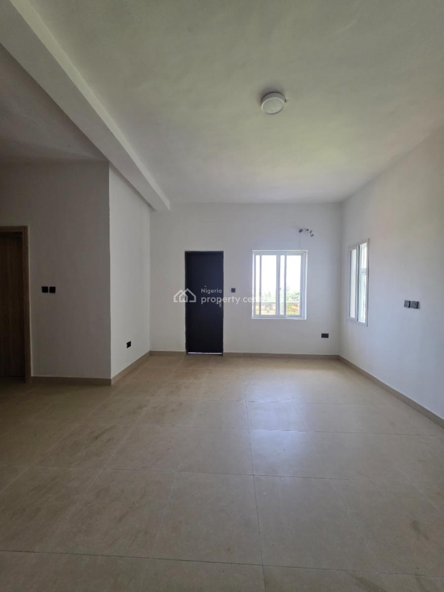 Luxury 3 Bedroom Apartment with Excellent Finishing, Off Mobil Road Ilaje, Lekki Phase 2, Lekki, Lagos, Flat / Apartment for Rent