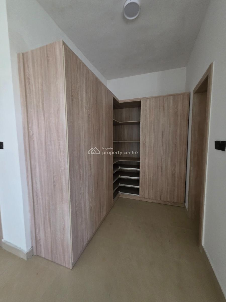 Luxury 3 Bedroom Apartment with Excellent Finishing, Off Mobil Road Ilaje, Lekki Phase 2, Lekki, Lagos, Flat / Apartment for Rent