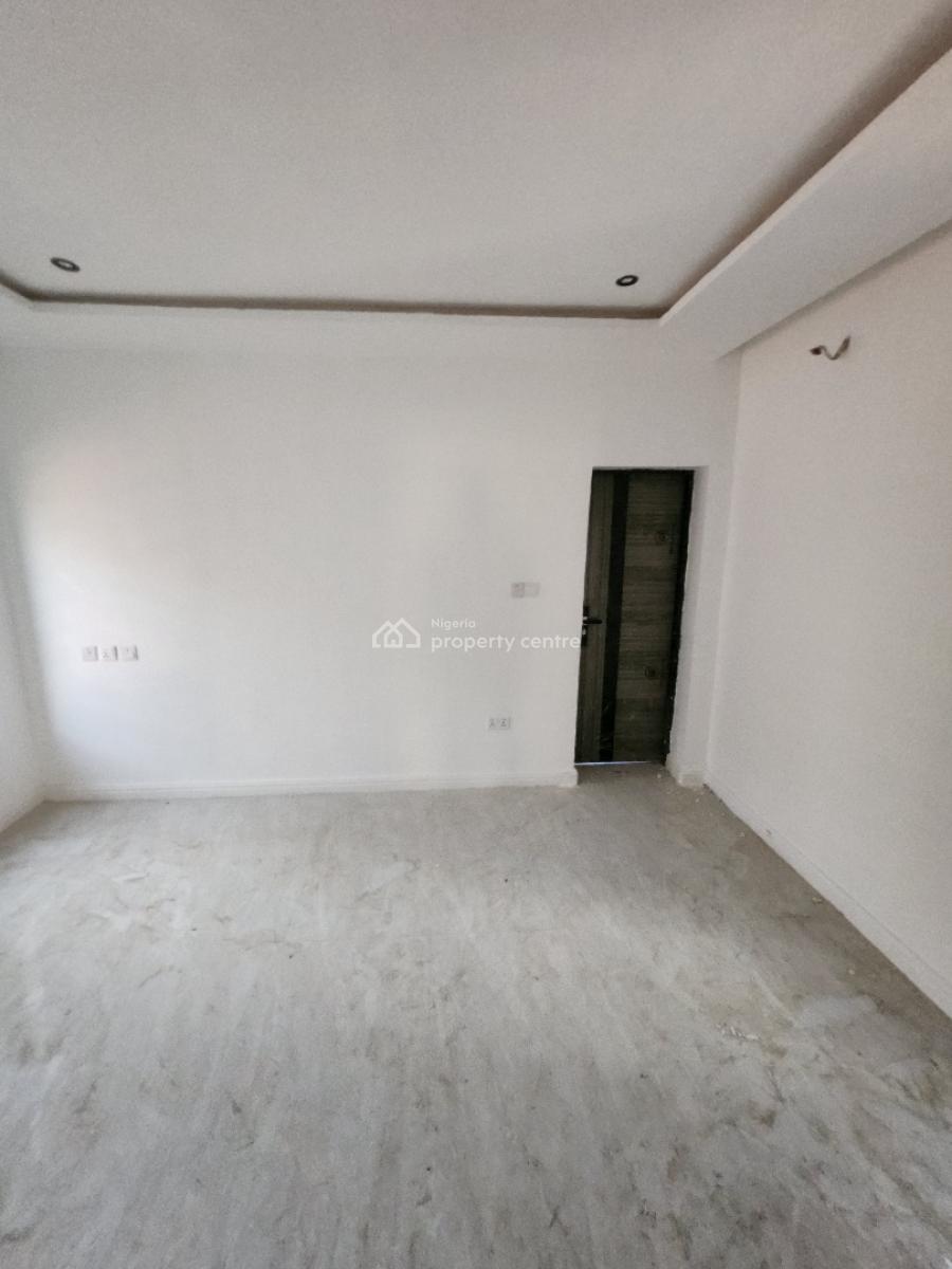 Clean New 2 Bedroom Flat, Tarred Road, Wuse, Abuja, Flat / Apartment for Rent