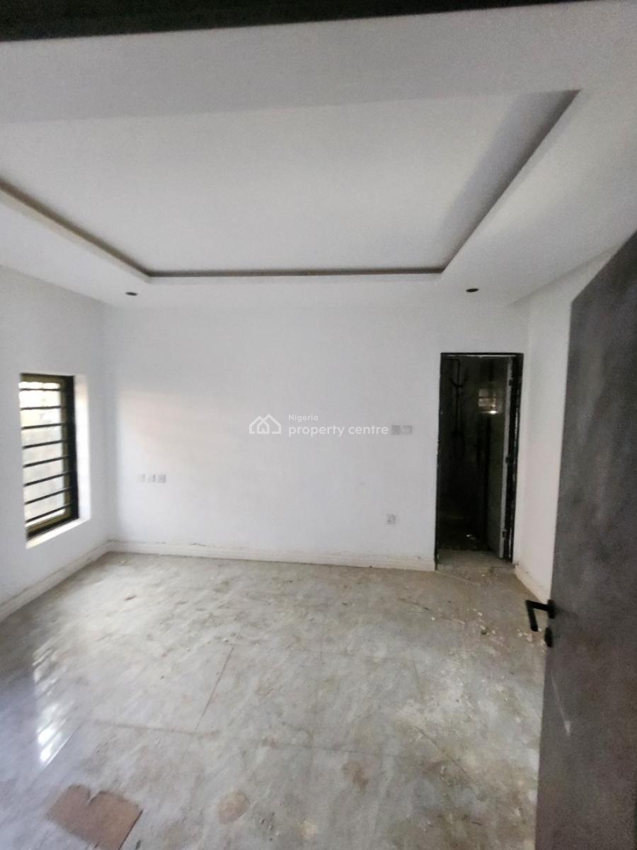 Clean New 2 Bedroom Flat, Tarred Road, Wuse, Abuja, Flat / Apartment for Rent