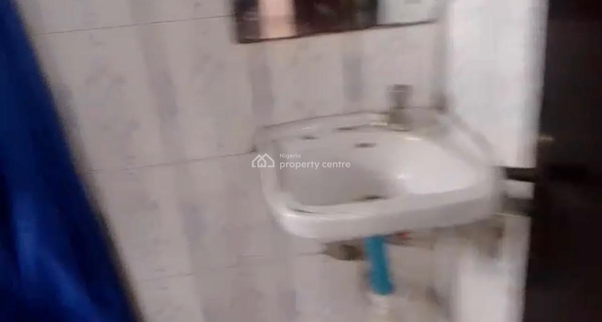 a Renovated 2 Bedroom Flat with Rooms En-suite, Adeniyi Jones, Ikeja, Lagos, Flat / Apartment for Rent