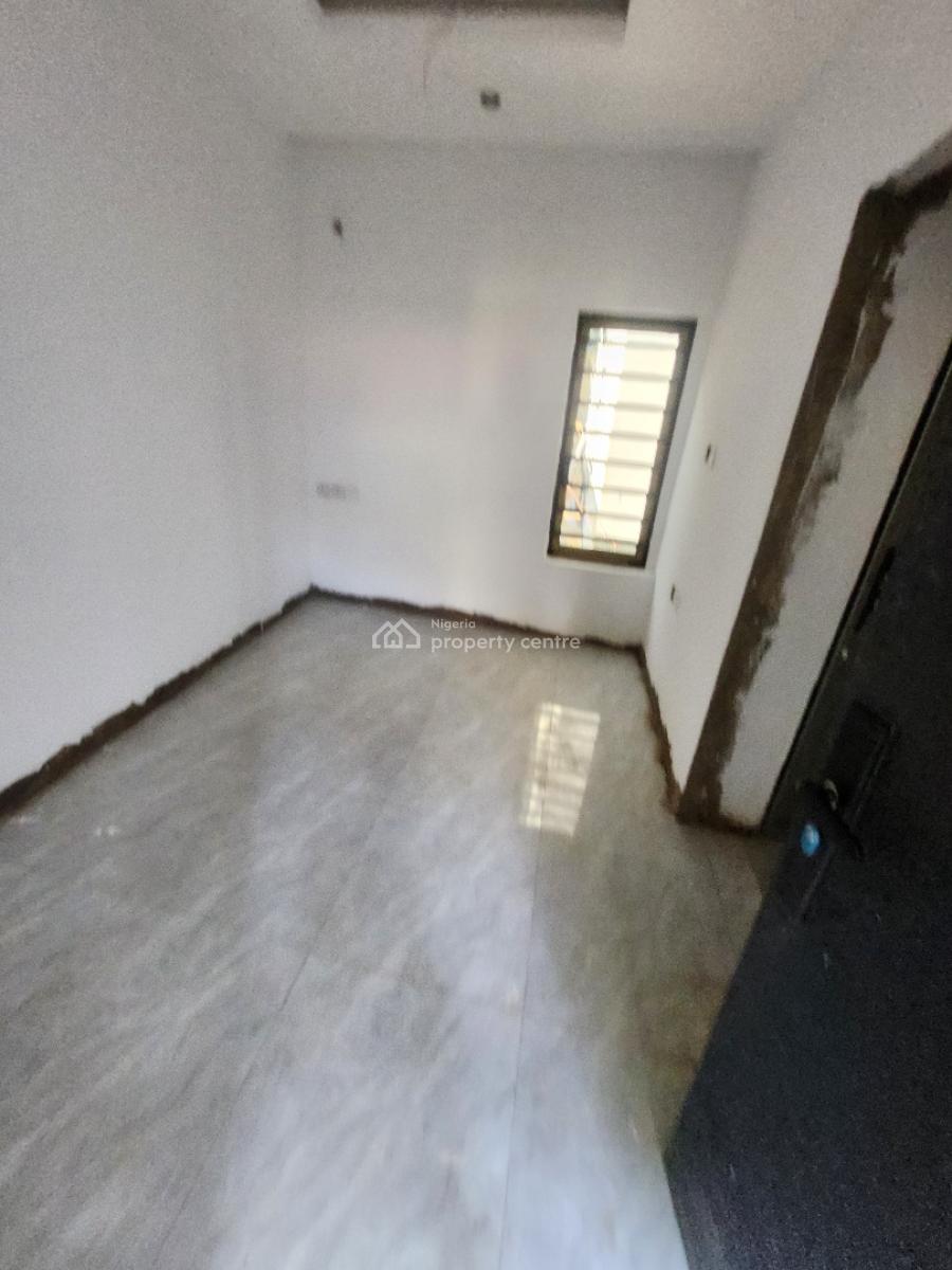 Clean New 3 Bedroom Flat. , All Floors Available,  Tarred Road, Wuse, Abuja, Flat / Apartment for Rent
