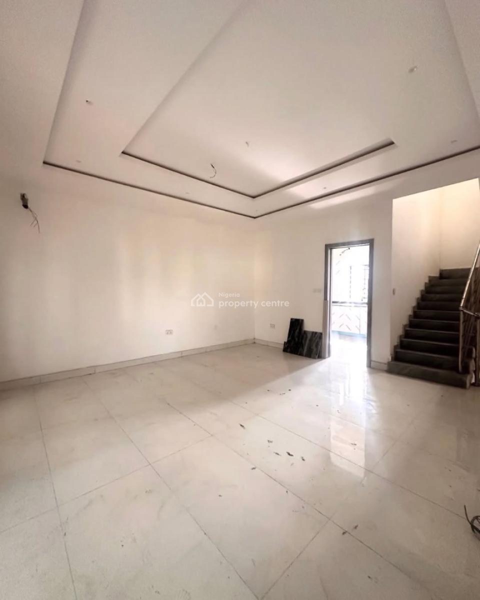 Serviced 3 Bedroom Terrace Duplex in a Secured Estate, Ologolo, Lekki, Lagos, Terraced Duplex for Rent