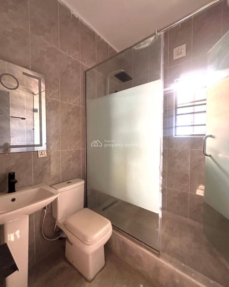 Serviced 3 Bedroom Terrace Duplex in a Secured Estate, Ologolo, Lekki, Lagos, Terraced Duplex for Rent