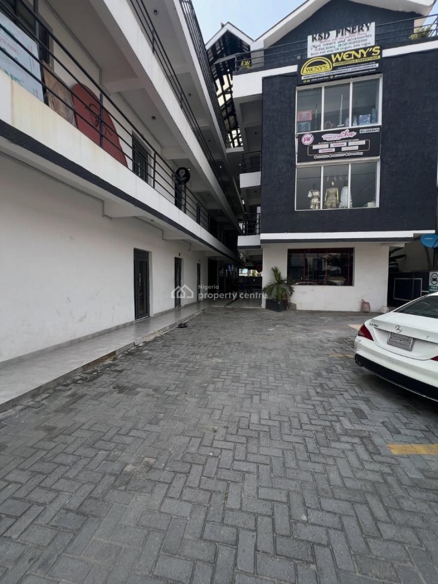 Commercial Property, Ologolo, Lekki, Lagos, Commercial Property for Rent