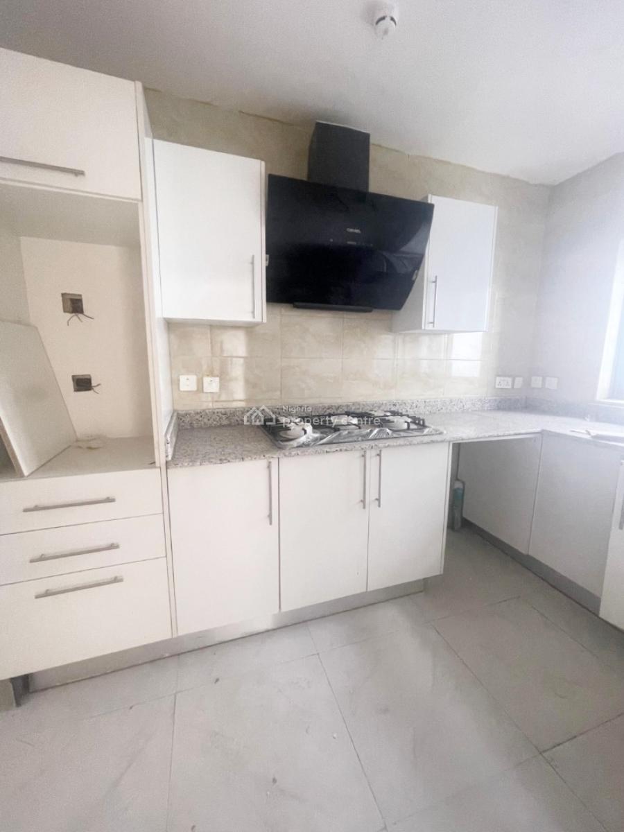 2 Bedroom Apartment, Alausa, Ikeja, Lagos, Block of Flats for Sale