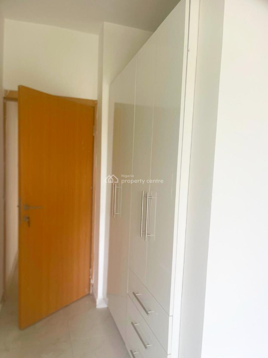 2 Bedroom Apartment, Alausa, Ikeja, Lagos, Block of Flats for Sale