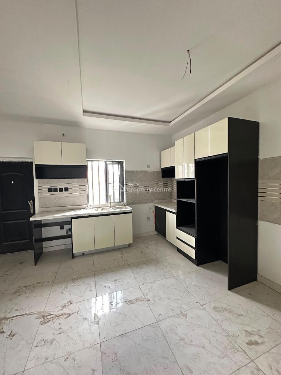 Well-built Luxury Spacious 3 Bedroom Apartment with a Bq, Ikate, Lekki, Lagos, Flat / Apartment for Sale