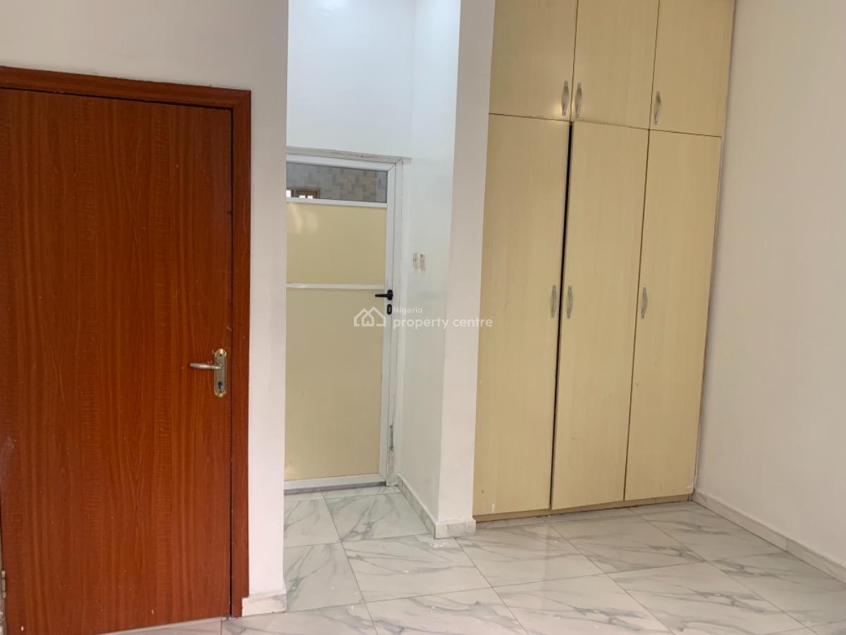 a Well Finished and Spacious 3 Bedroom Flat, Amadi Estate Odani Green City Estate, Elelenwo, Port Harcourt, Rivers, Flat / Apartment for Rent