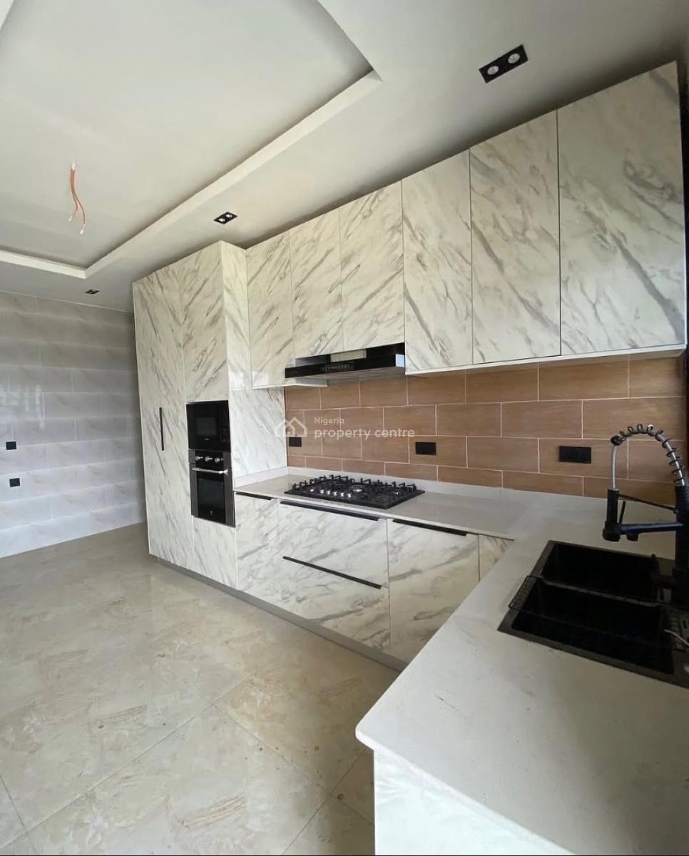 Fully Serviced 3 Bedroom Apartment with Swimming Pool, Lekki Right, Lekki Phase 1, Lekki, Lagos, Flat / Apartment for Rent