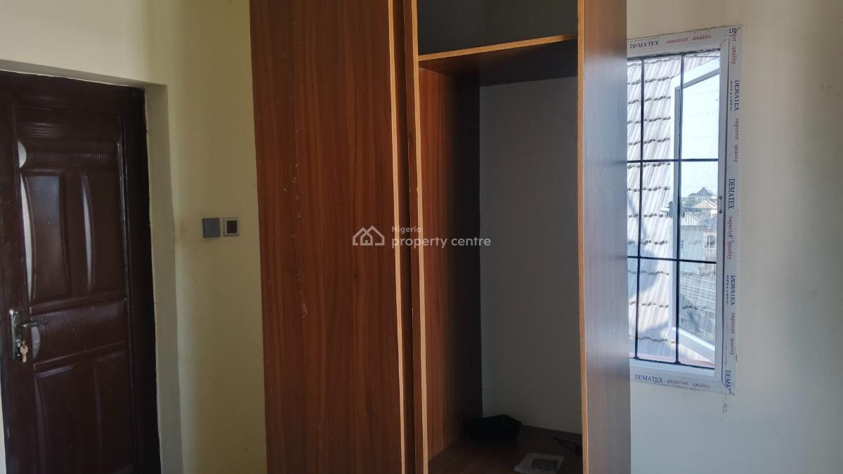 Nicely Finished 2 Bedroom Flat Upstairs Apartment, Royal Gardens Estate, Lakowe Lake Golf, Lakowe, Ibeju Lekki, Lagos, Flat / Apartment for Rent