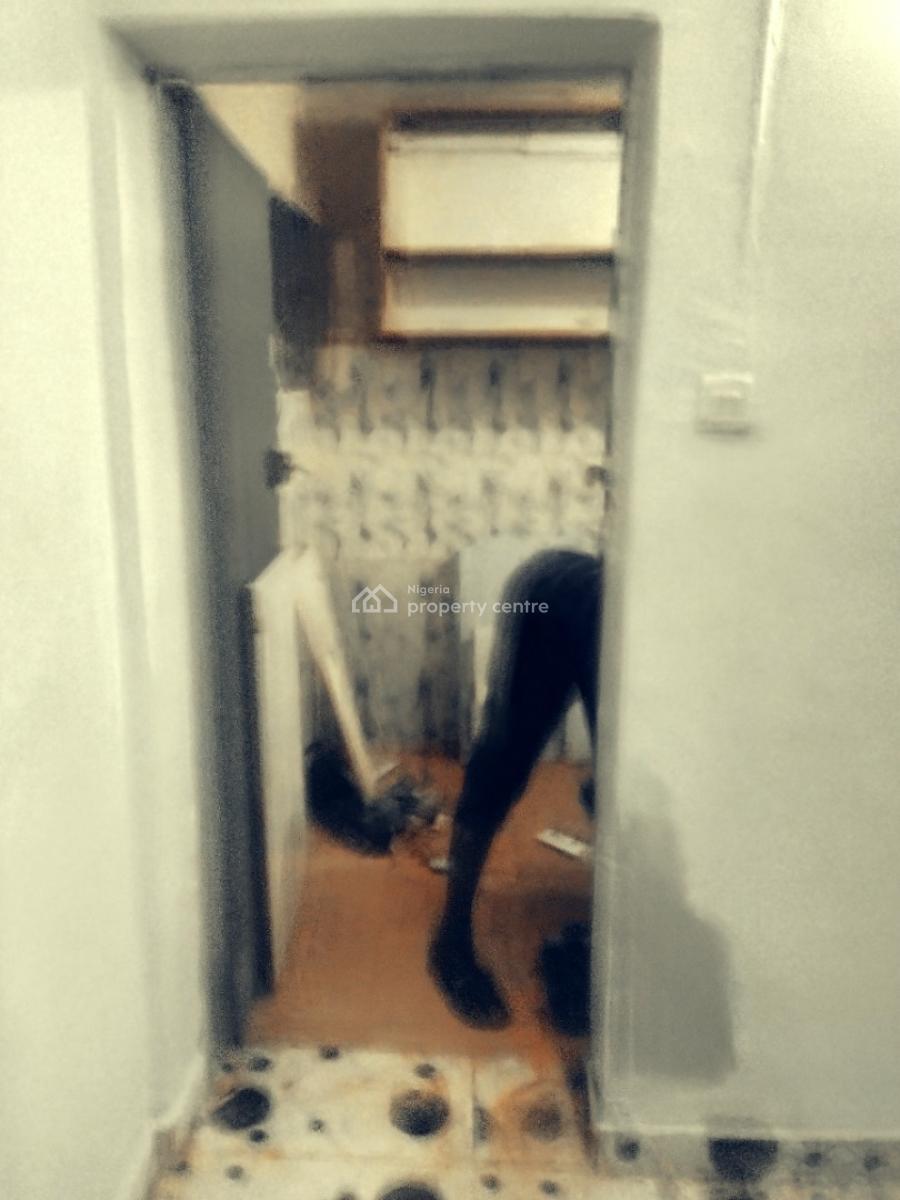 Standard Mini Flat with 2 Toilets,clean Water and Constant Light, Ketu , Accesible to All Major Bustops, Alapere, Ketu, Lagos, Mini Flat (room and Parlour) for Rent