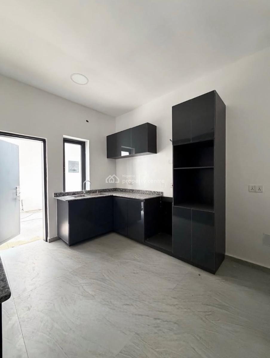 4 Bedroom Semi Detached Duplex, Lekki Phase 1, Lekki, Lagos, Semi-detached Duplex for Rent