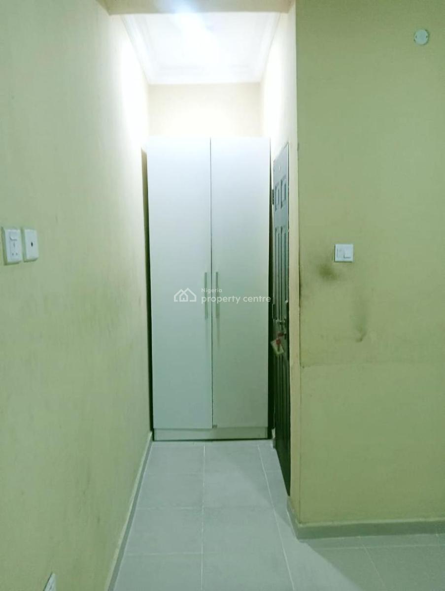 Luxury 2 Bedroom Apartment, Olowora, Omole Phase 2, Ikeja, Lagos, Flat / Apartment for Rent