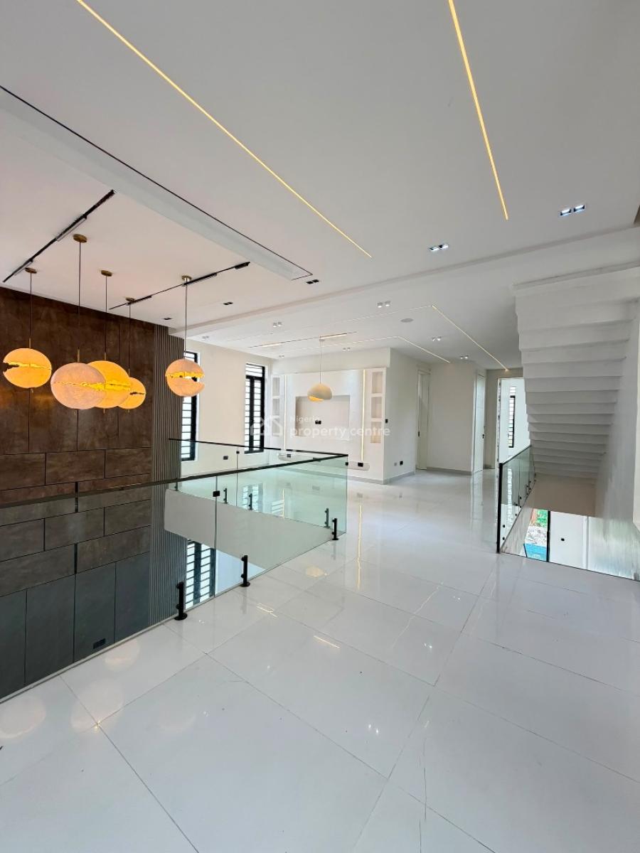 Outstanding Spacious Luxury 5 Bedroom Fully Detached Duplex with a Bq, Lekki Phase 1, Lekki, Lagos, Detached Duplex for Sale