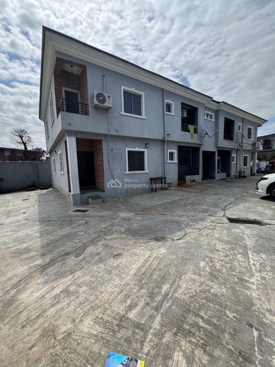 Relatively New 3 Bedroom Apartment, Off Baptist, Gbagada Phase 2, Gbagada, Lagos, Flat / Apartment for Rent