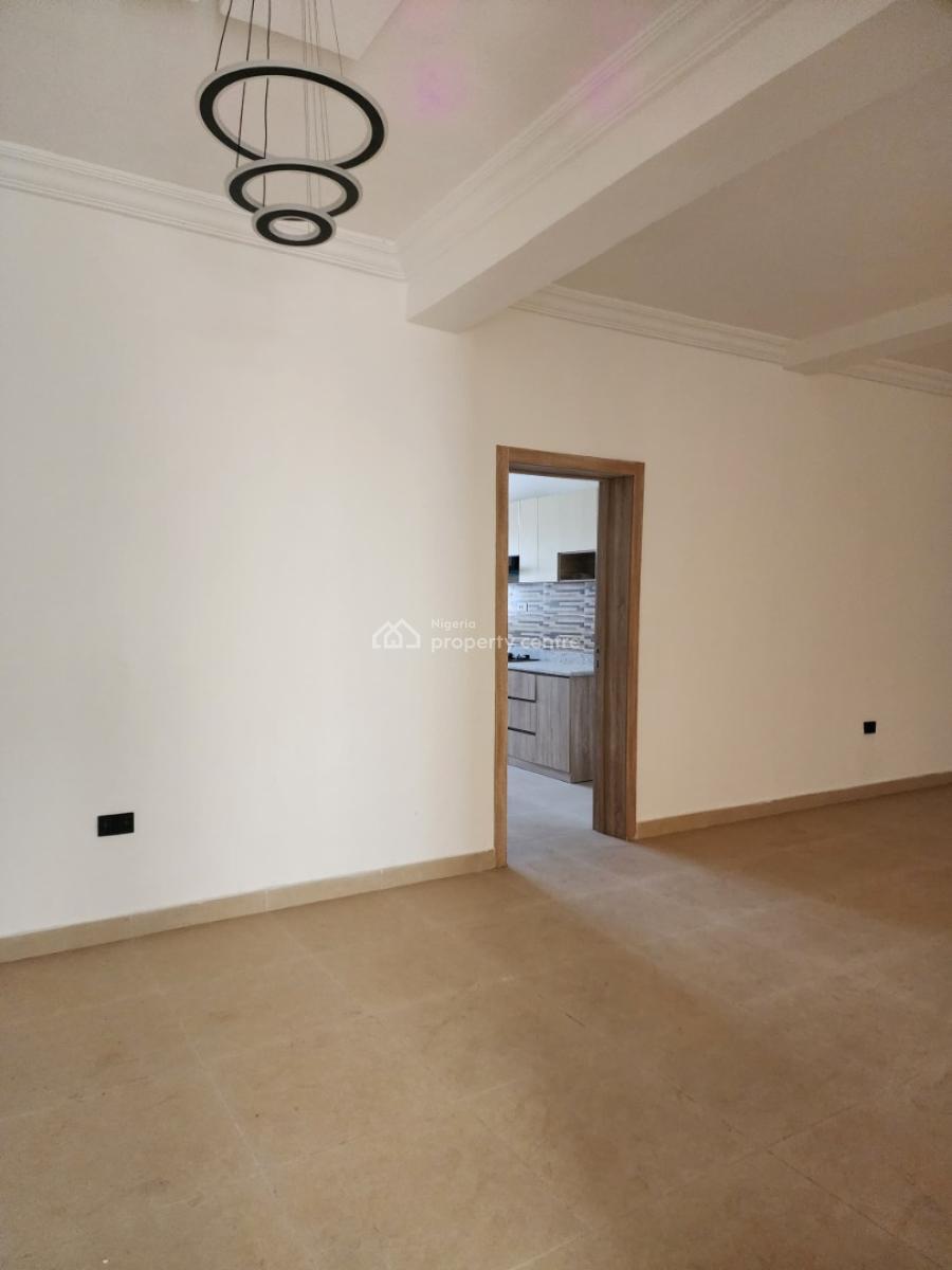 Luxury 3 Bedroom Apartment with Excellent Finishing, Off Mobil Road Ilaje, Lekki Phase 2, Lekki, Lagos, Flat / Apartment for Sale