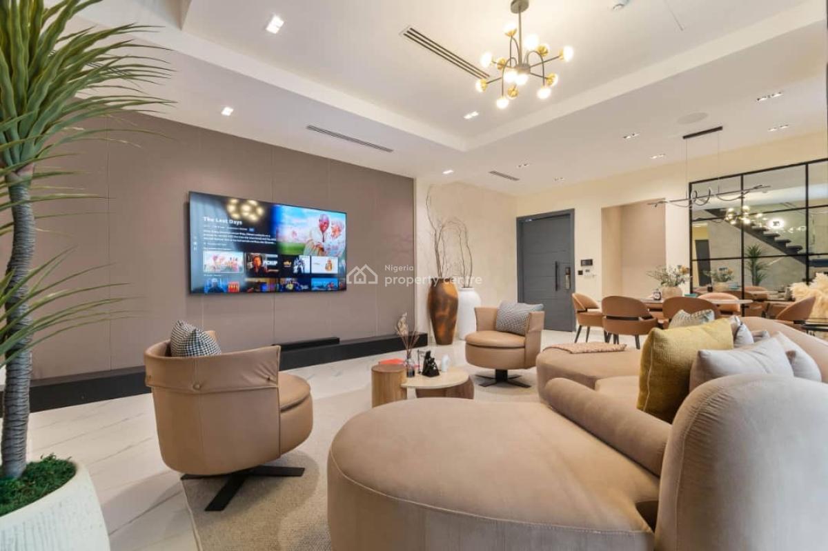 3bedroom Apartment with Swimming Pool, Gym, Snooker Board, Table Tenni, Lekki Phase 1, Lekki, Lagos, Flat / Apartment Short Let