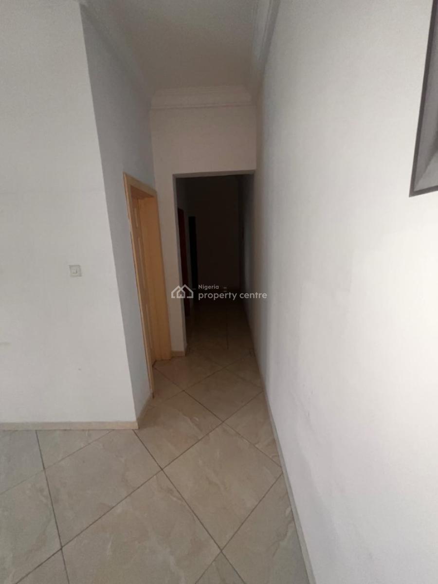 Spacious 1 Bedroom Upstairs, Ikate, Ikate Elegushi, Lekki, Lagos, Mini Flat (room and Parlour) for Rent