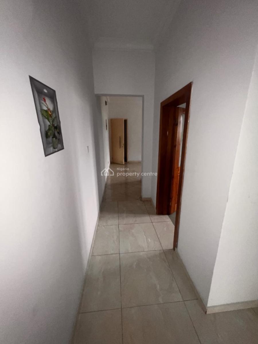 Spacious 1 Bedroom Upstairs, Ikate, Ikate Elegushi, Lekki, Lagos, Mini Flat (room and Parlour) for Rent