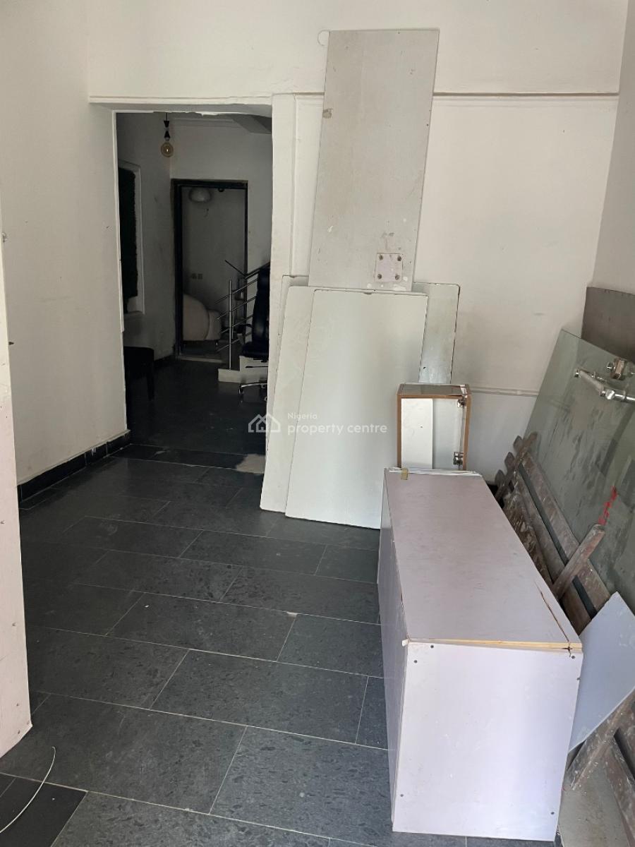 Shop Or Office Place with Mini Office, Lekki Phase 1, Lekki, Lagos, Office Space for Rent