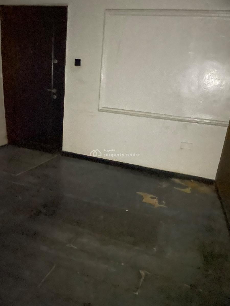 Shop Or Office Place with Mini Office, Lekki Phase 1, Lekki, Lagos, Office Space for Rent