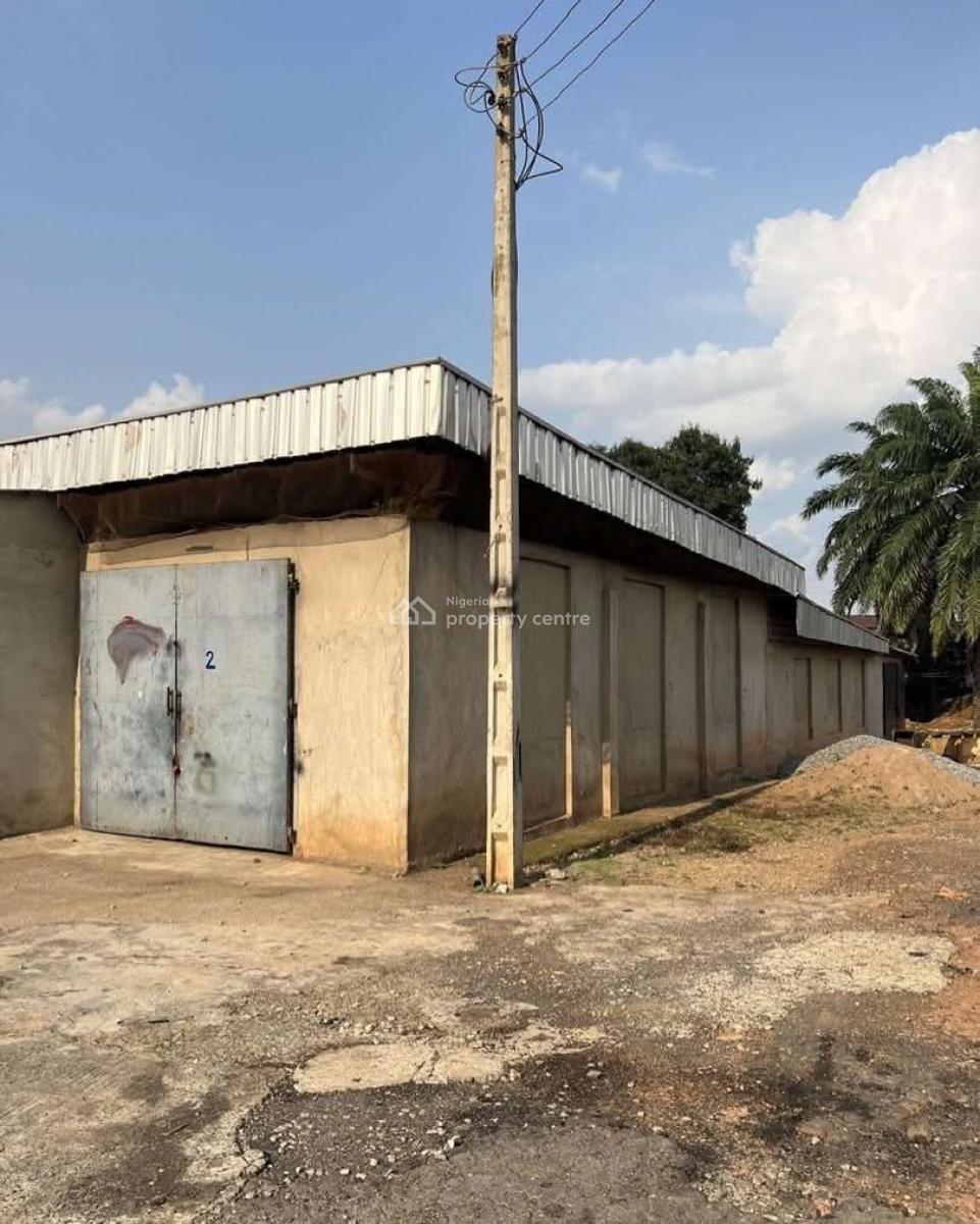 Tenement Flats Warehouses, Bungalow Houses, Etc Land Size: 6 Acres, Old-ife Road, Airport Junction, Ibadan, Oyo, Mixed-use Land for Sale