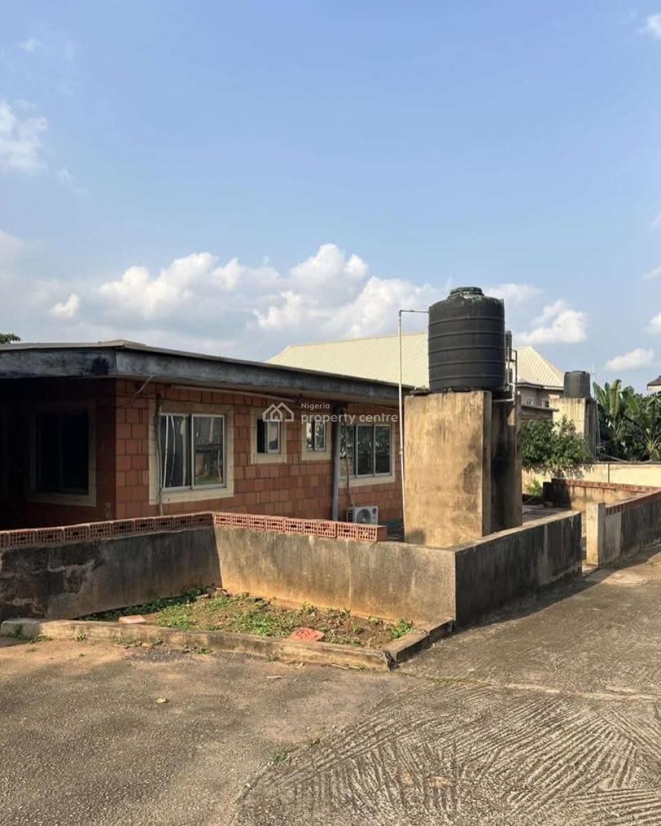 Tenement Flats Warehouses, Bungalow Houses, Etc Land Size: 6 Acres, Old-ife Road, Airport Junction, Ibadan, Oyo, Mixed-use Land for Sale