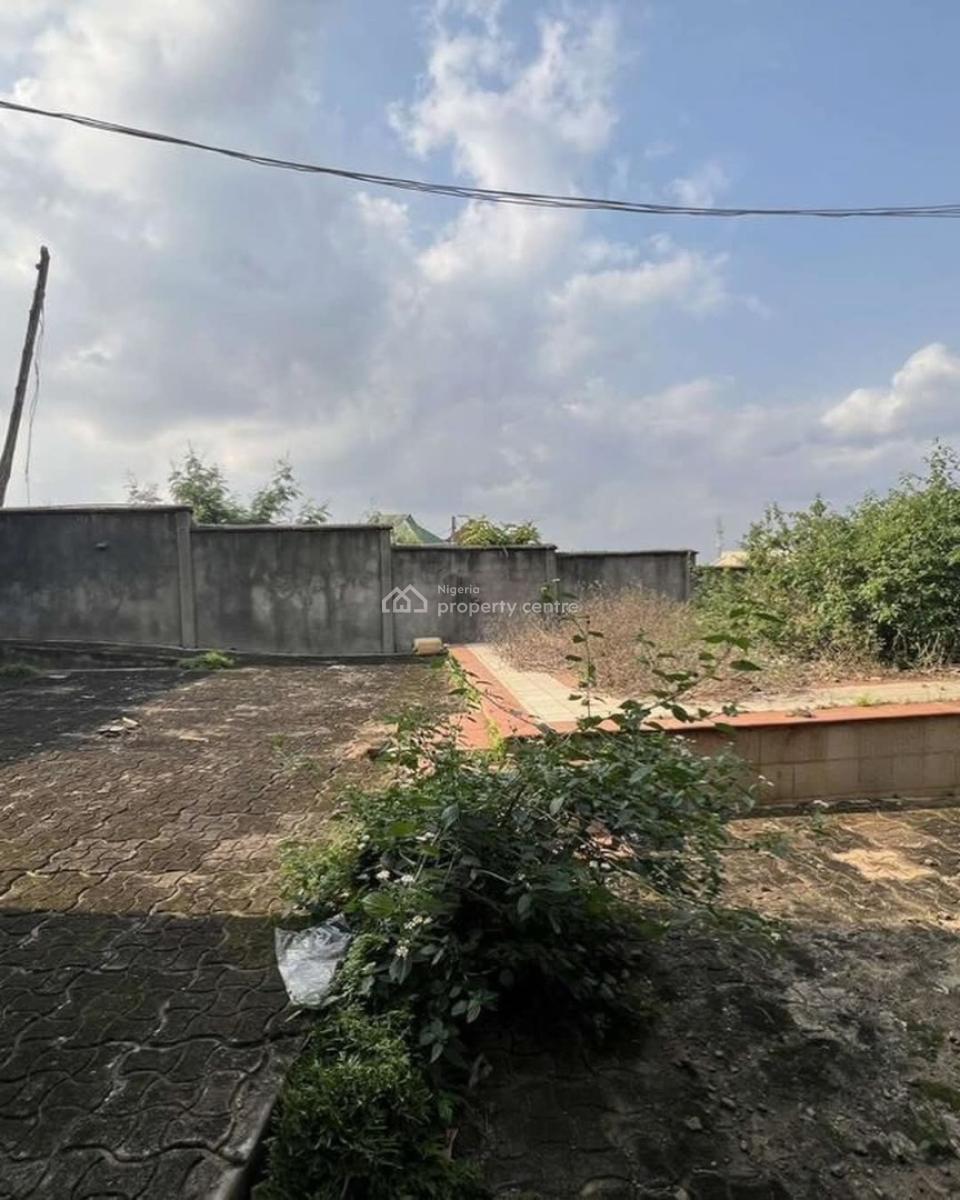 Tenement Flats Warehouses, Bungalow Houses, Etc Land Size: 6 Acres, Old-ife Road, Airport Junction, Ibadan, Oyo, Mixed-use Land for Sale